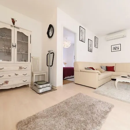 Luxury Rita, Center Apartament